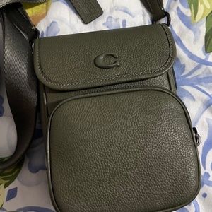 Coach khaki lee bag